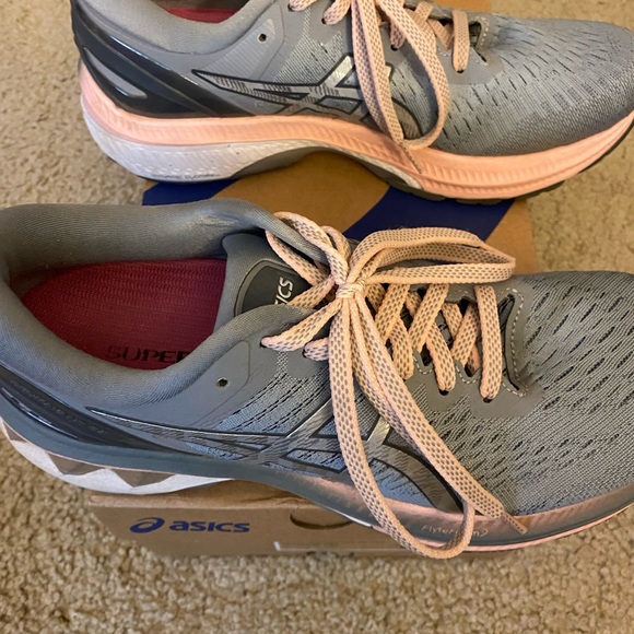 ASICS Gel Kayano 27 Sz 8.5 Womens Sheet Rock/Pure Silver Gently Used - Picture 7 of 7